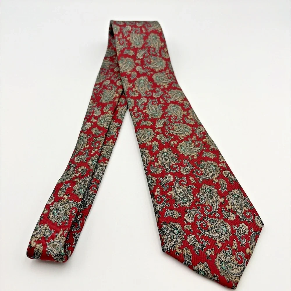 Liberty of London Necktie Mens OS Red Paisley Silk Made in USA Vintage Tie